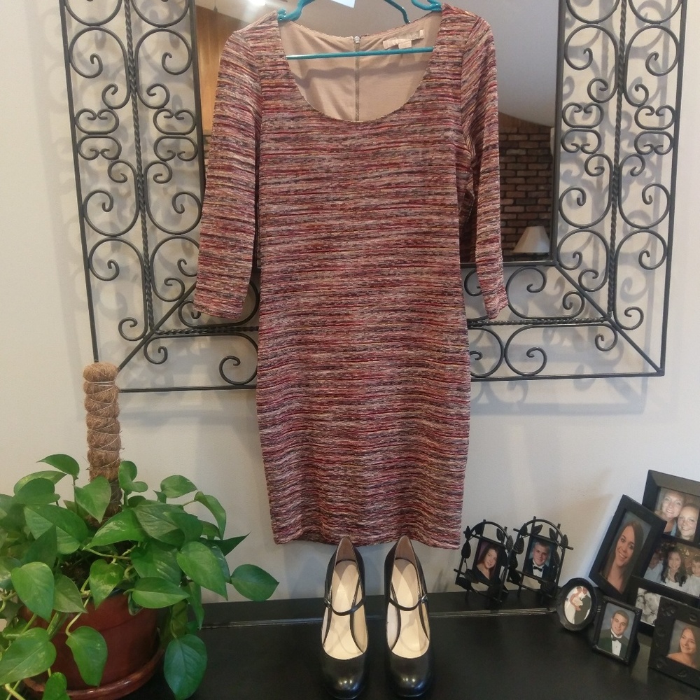Textured Dress - Picture 4 of 8